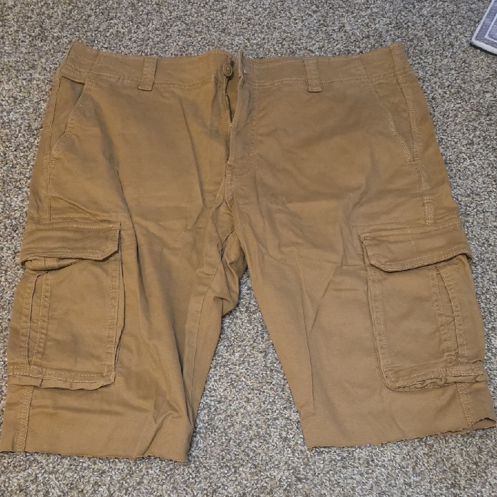 Khaki Cut Off Shorts